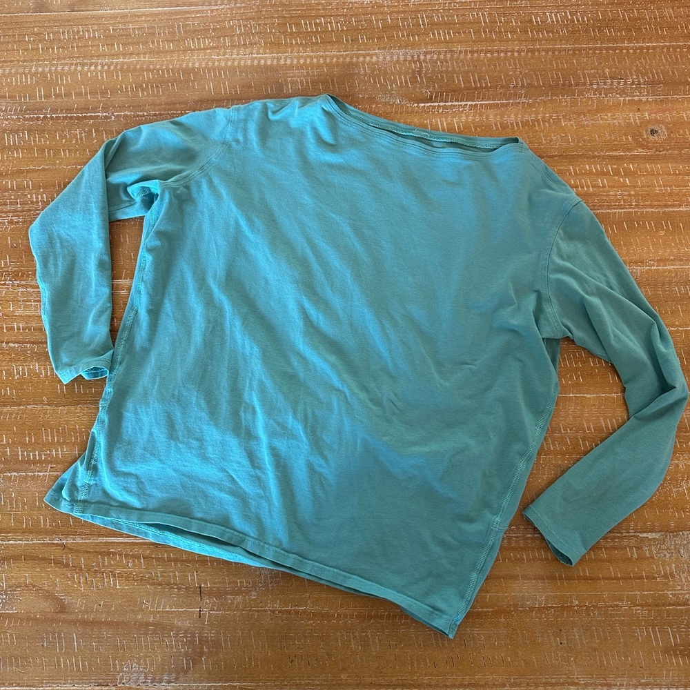 lululemon athletica back in action long sleeve size 0